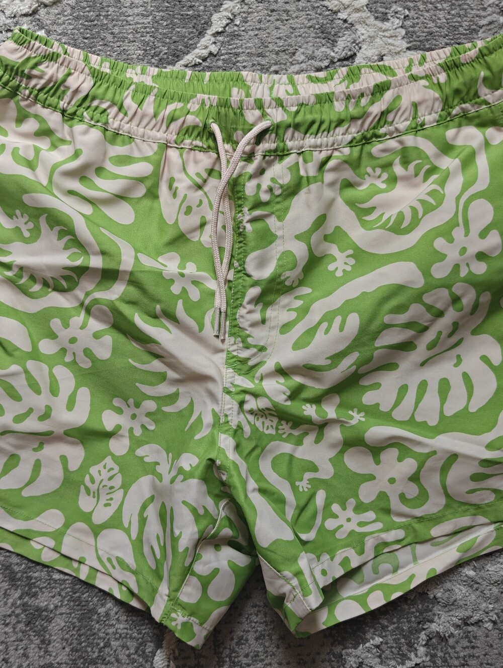 ASOS Men's Green & White Tropical Swimsuit Board Shorts